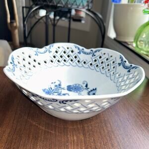 Vintage Blue Danube Large Fruit Bowl Pierced Lattice Japan EUC No Chip or Cracks